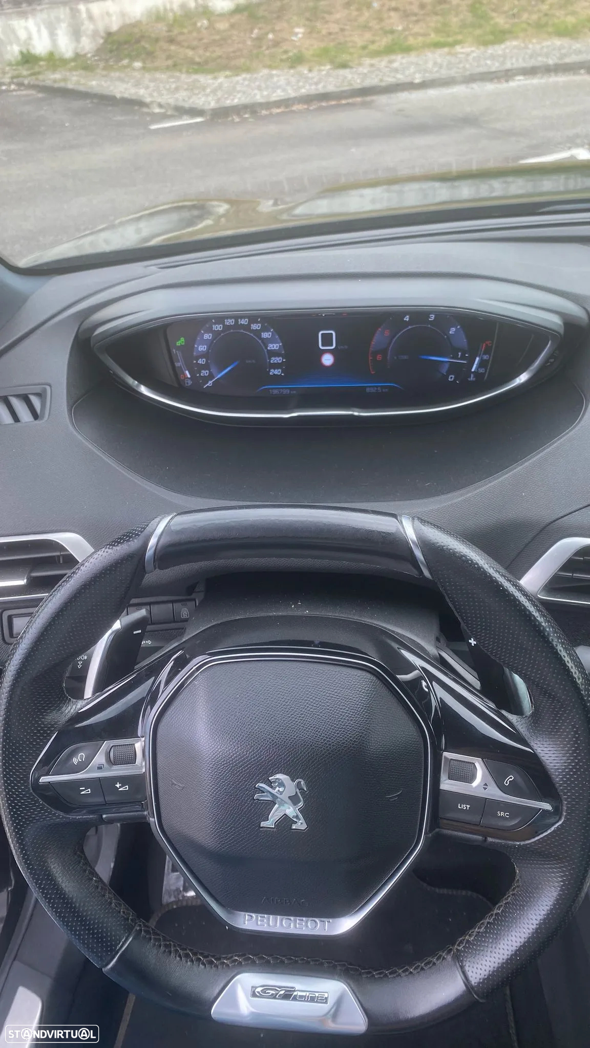 Peugeot 5008 1.5 BlueHDi GT Line EAT8 - 5