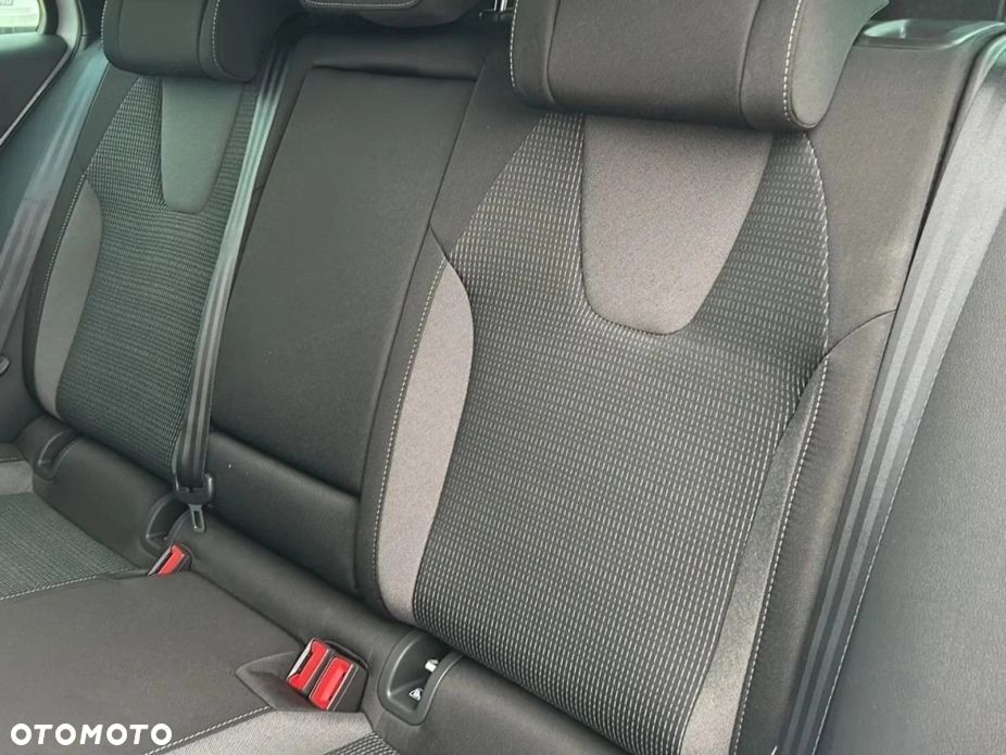 Skoda Octavia 1.5 TSI mHEV Drive Selection DSG - 13