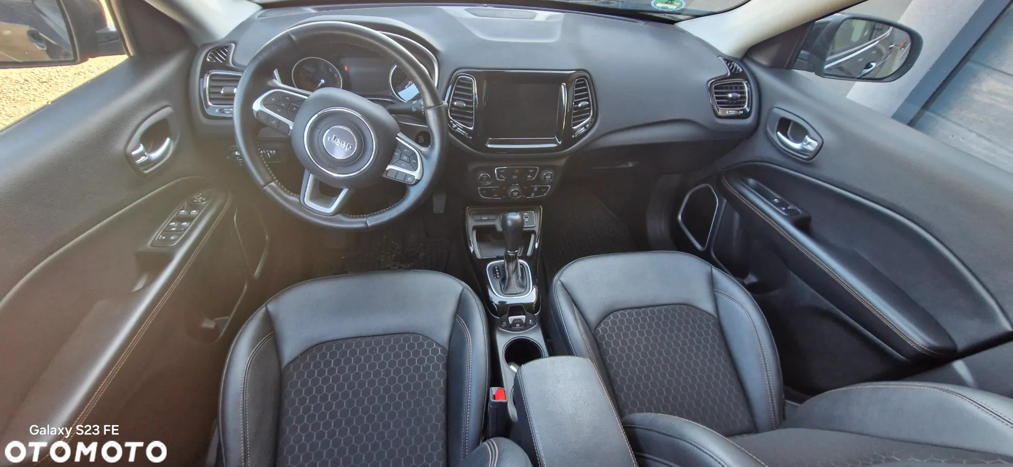 Jeep Compass - 13