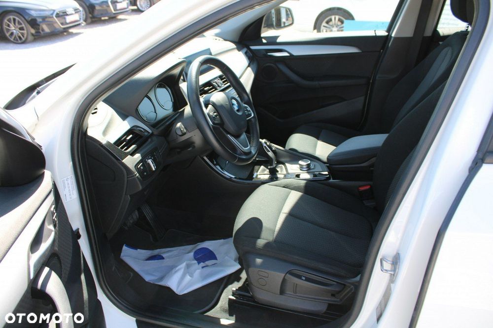 BMW X2 sDrive18i Advantage - 32