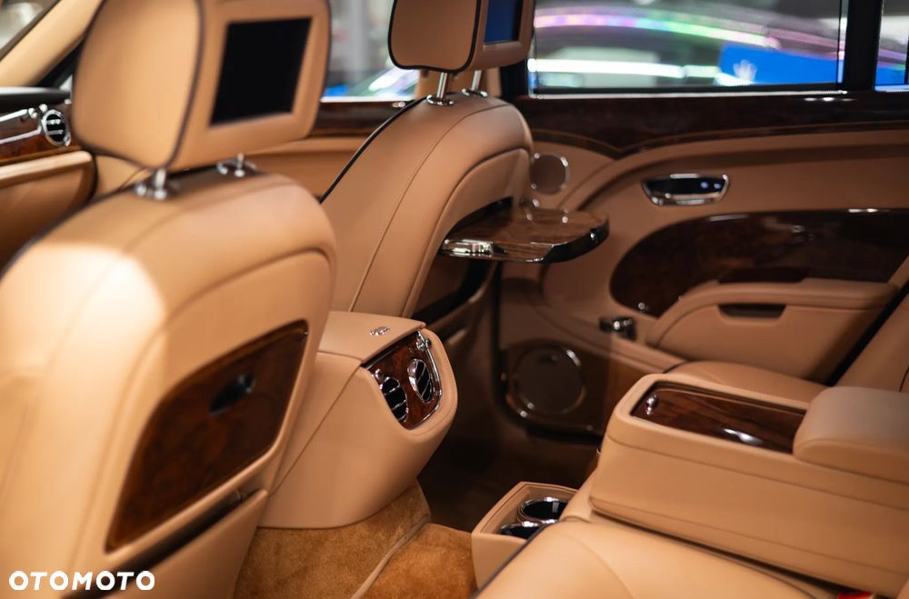 Bentley Mulsanne - 21