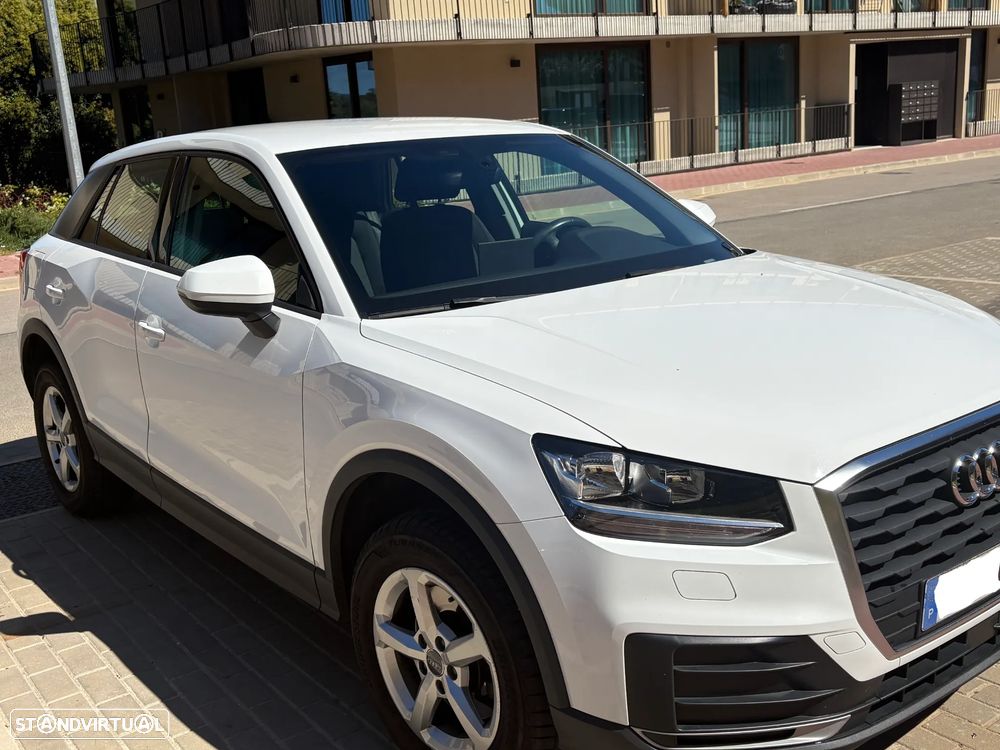 Audi Q2 1.6 TDI Design - 4