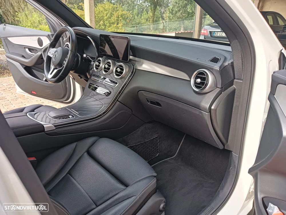 Mercedes-Benz GLC 220 d 4Matic 9G-TRONIC AMG Line Plus - 21
