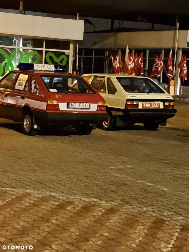 Polonez Caro - 8