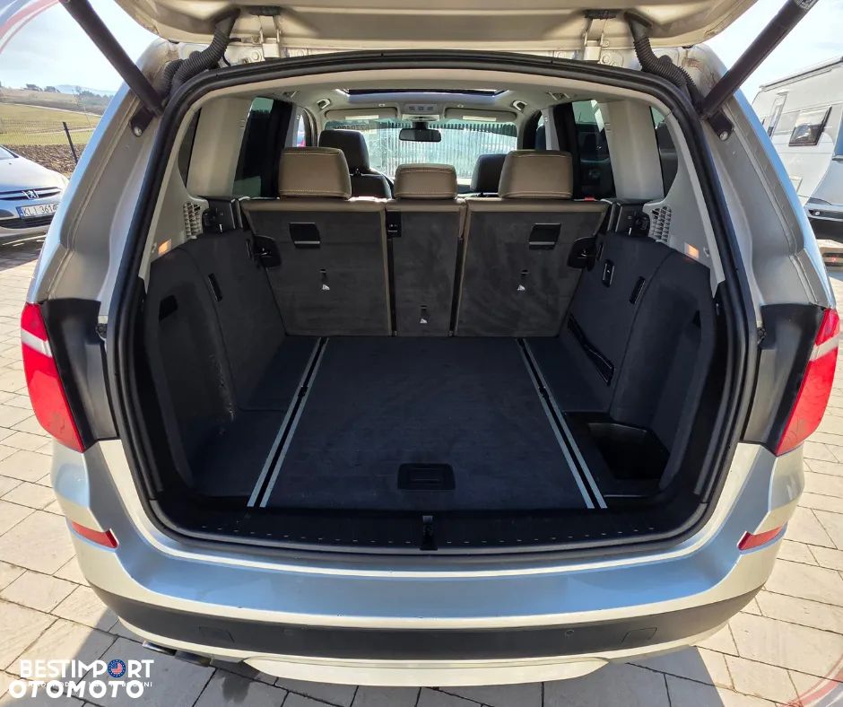 BMW X3 xDrive28i Advantage - 11
