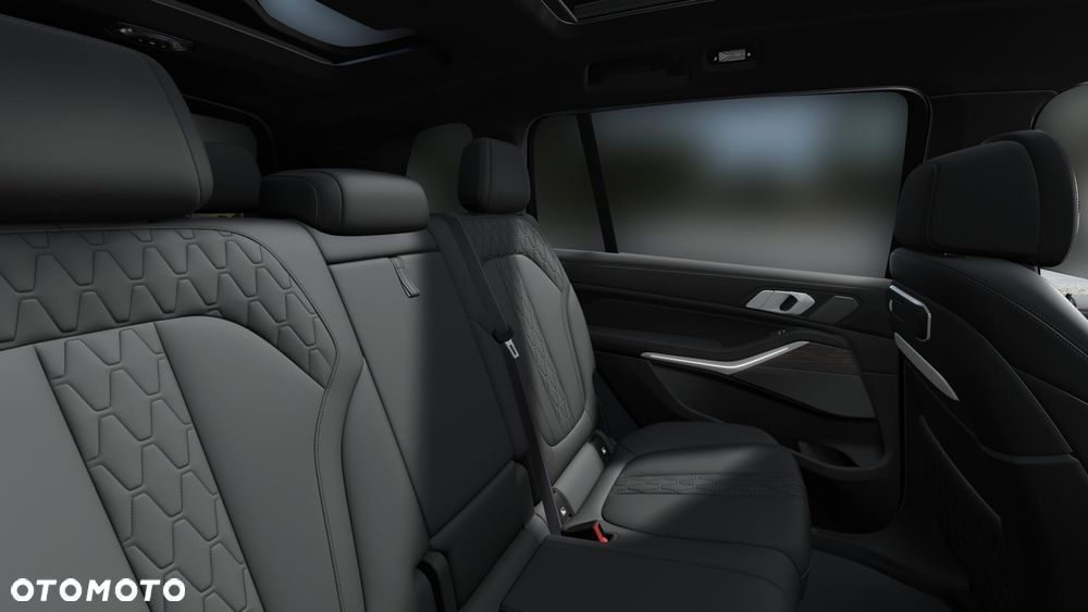 BMW X7 - 7