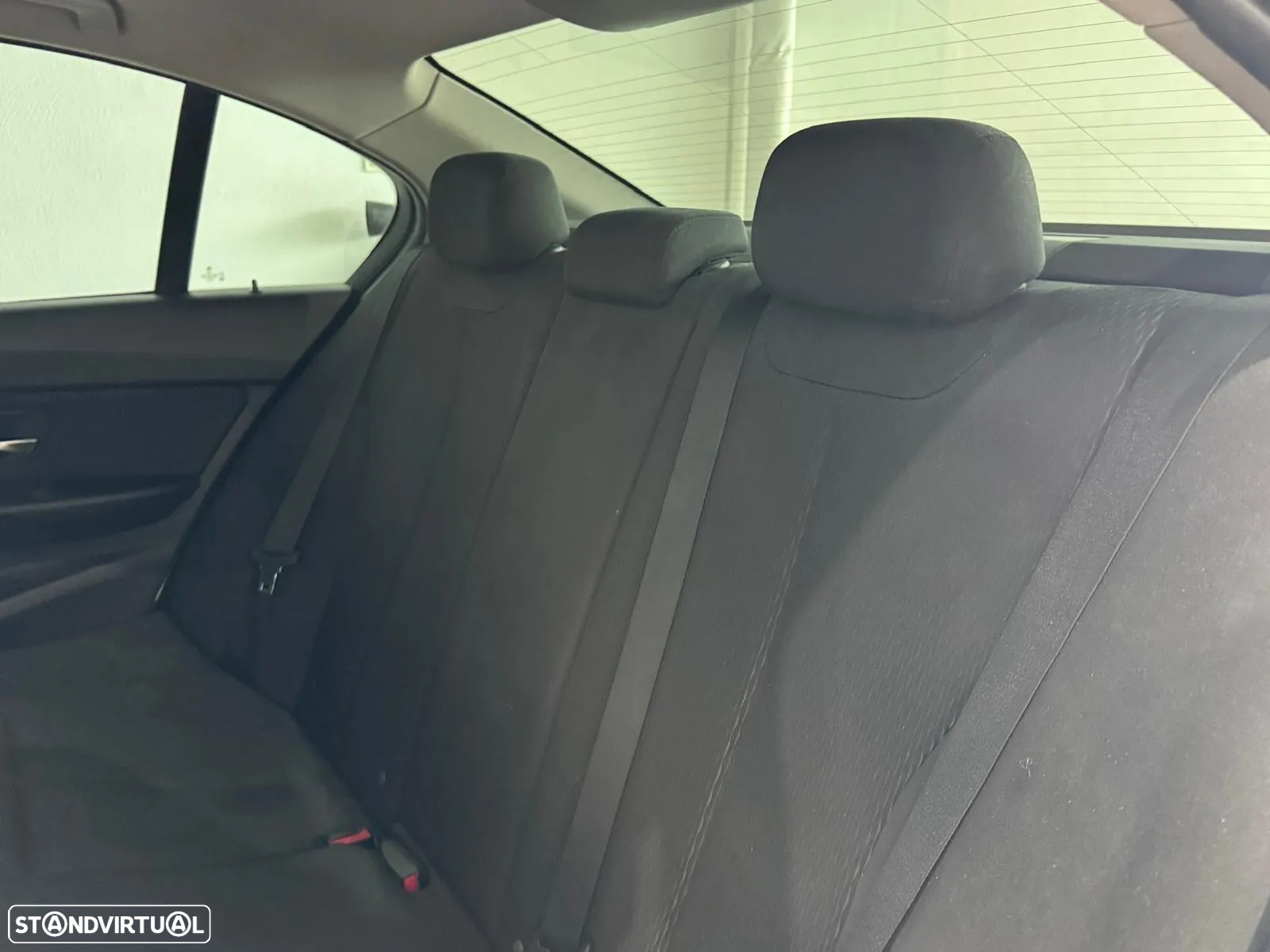 BMW 318 d Auto Pack M - 22