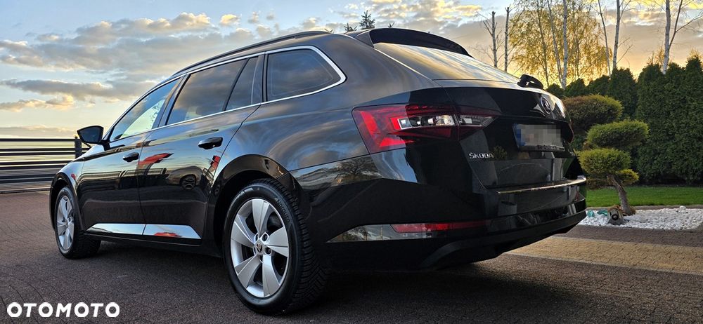 Skoda Superb 1.6 TDI Ambition - 4
