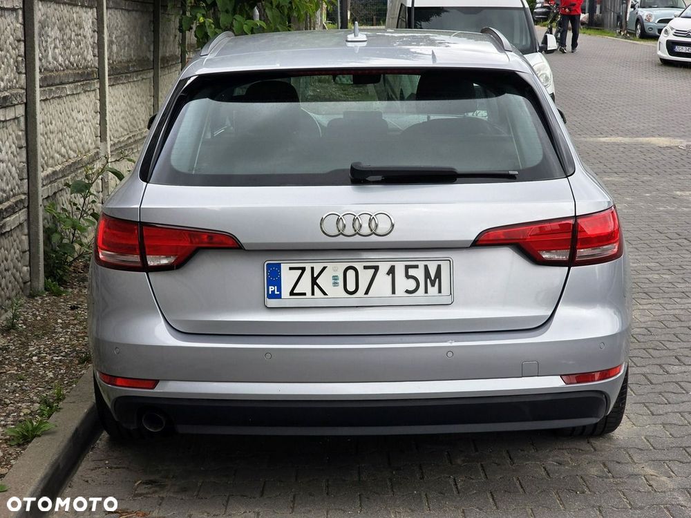 Audi A4 Avant 2.0 TDI - 8