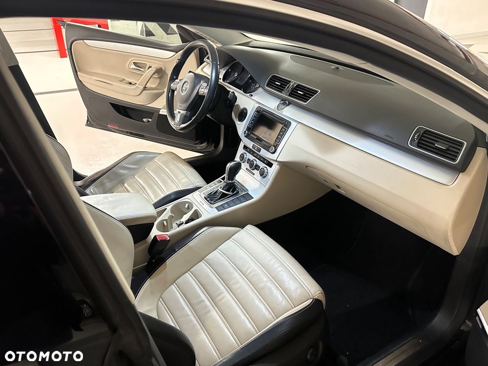 Volkswagen CC 3.6 V6 4Mot DSG - 6