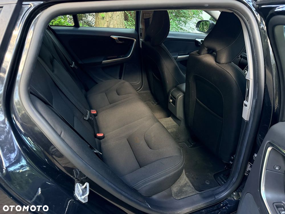 Volvo V60 D4 Drive-E Kinetic - 8