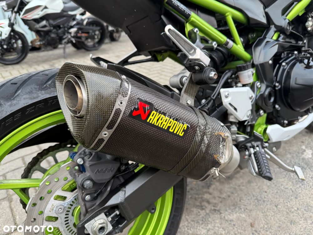 Kawasaki Z 900 - 25