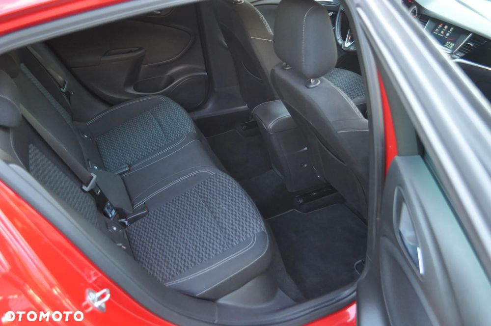 Opel Astra 1.4 Turbo Start/Stop Dynamic - 22