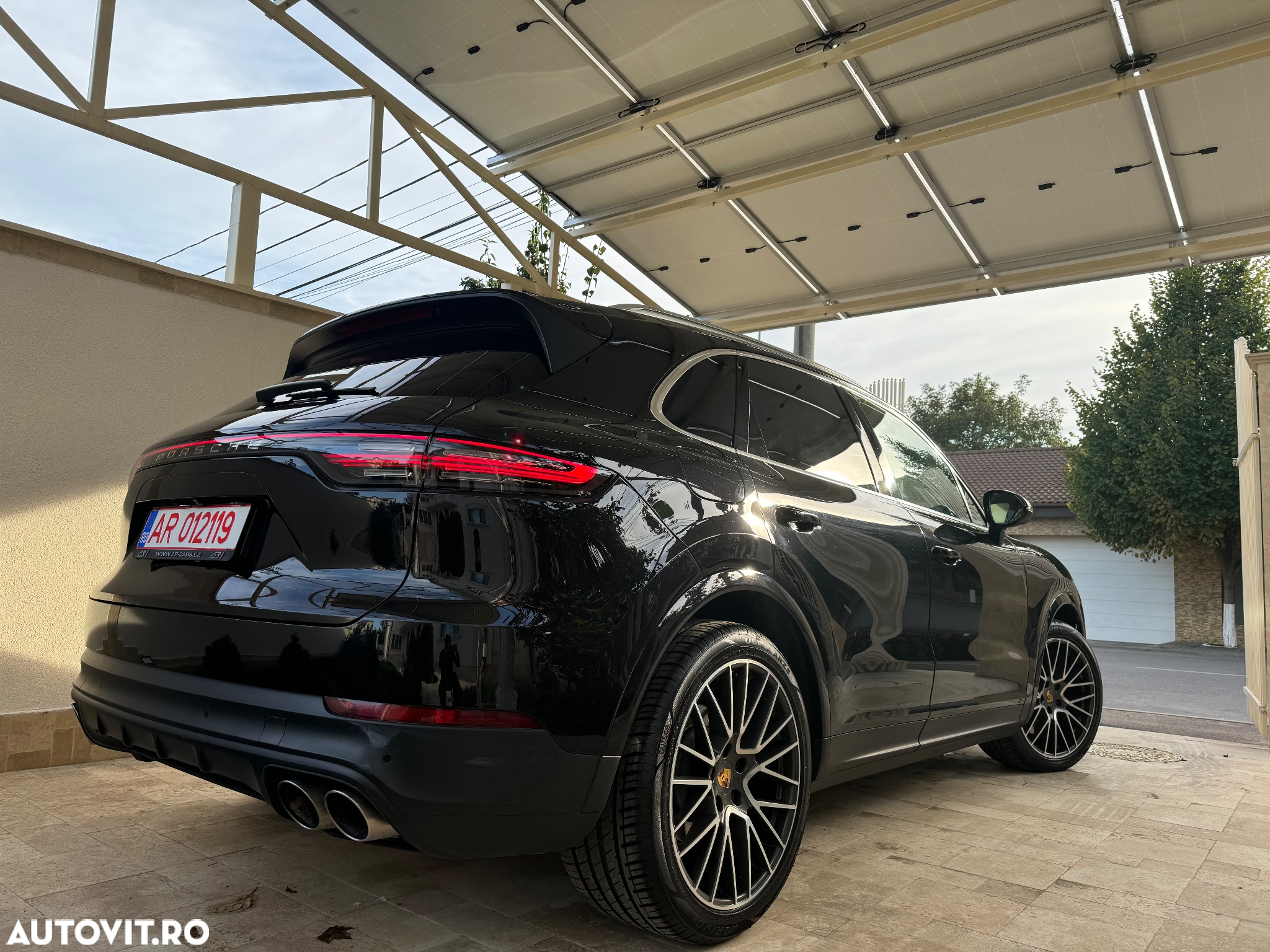 Porsche Cayenne - 3