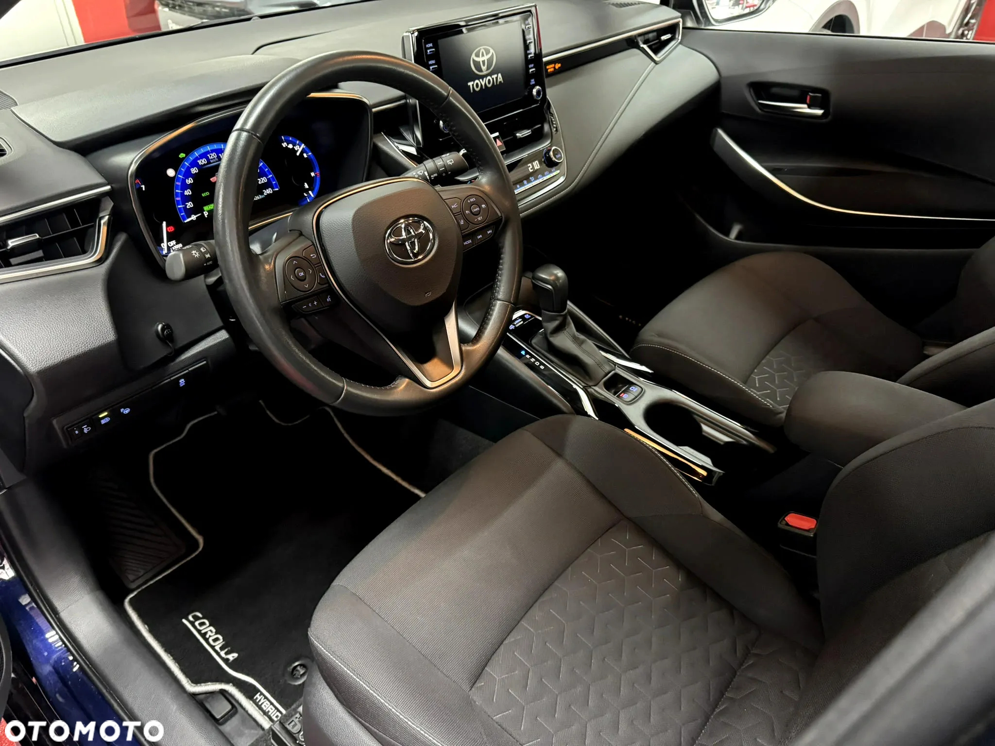 Toyota Corolla 1.8 Hybrid GPF Comfort - 12