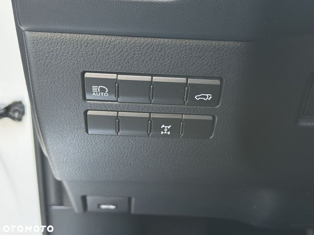 Lexus NX 300 AWD - 24