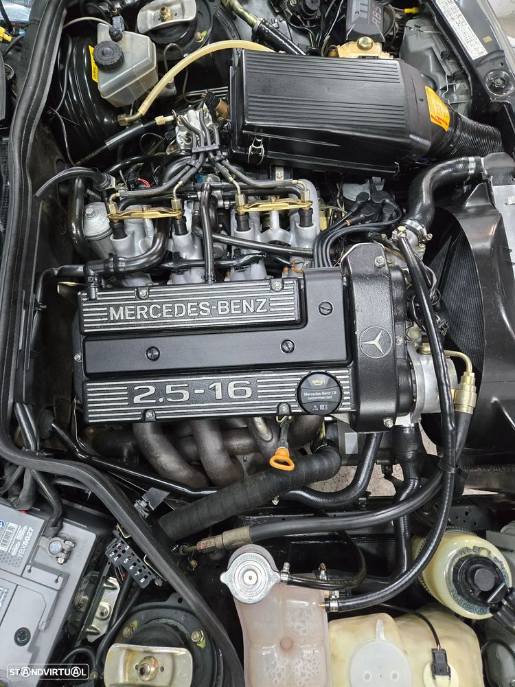 Mercedes-Benz W201 (1982-1993) 190 E 2.5-16 - 8