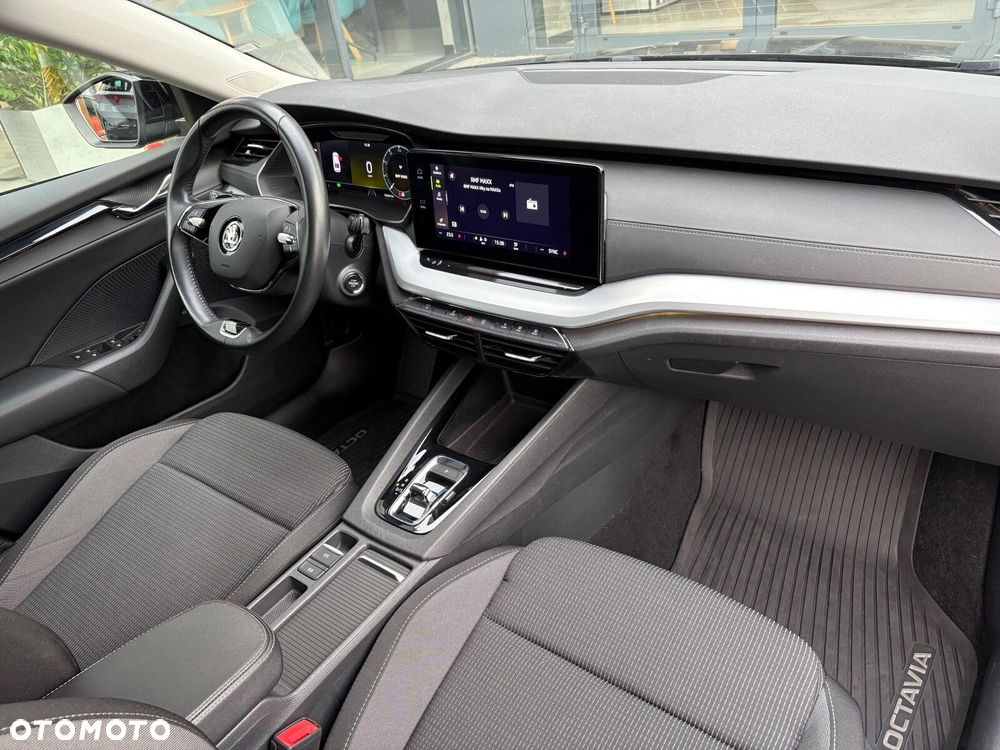 Skoda Octavia 2.0 TDI Ambition DSG - 16
