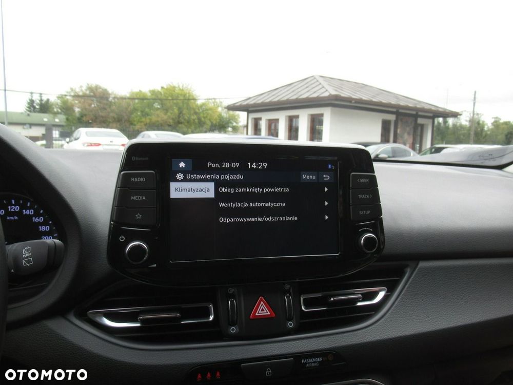 Hyundai i30 1.5 T-GDI 48V Smart - 25