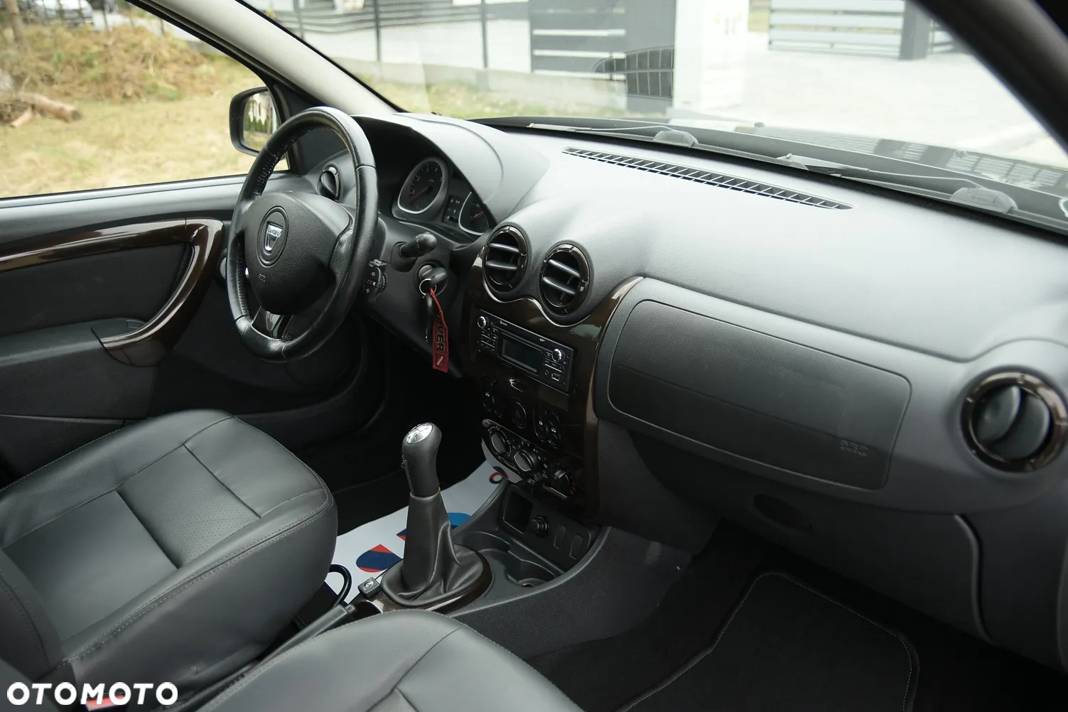 Dacia Duster 1.6 - 19