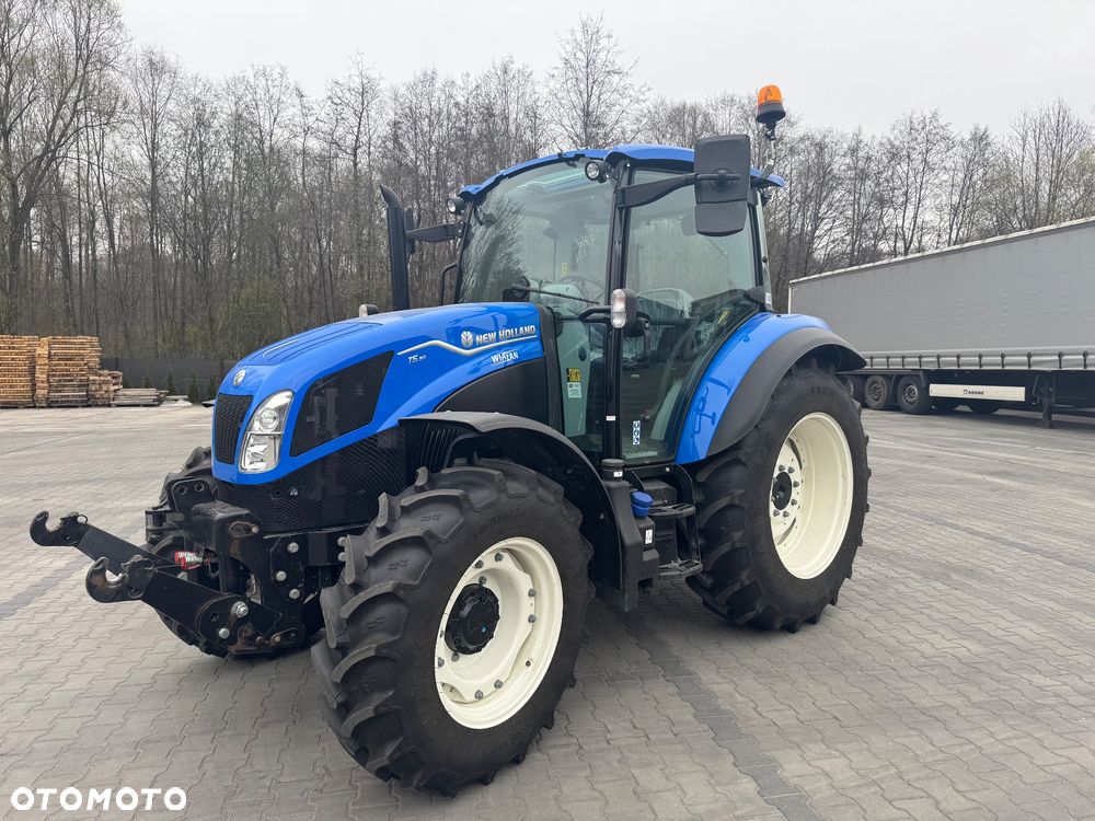 New Holland T5.90 - 1