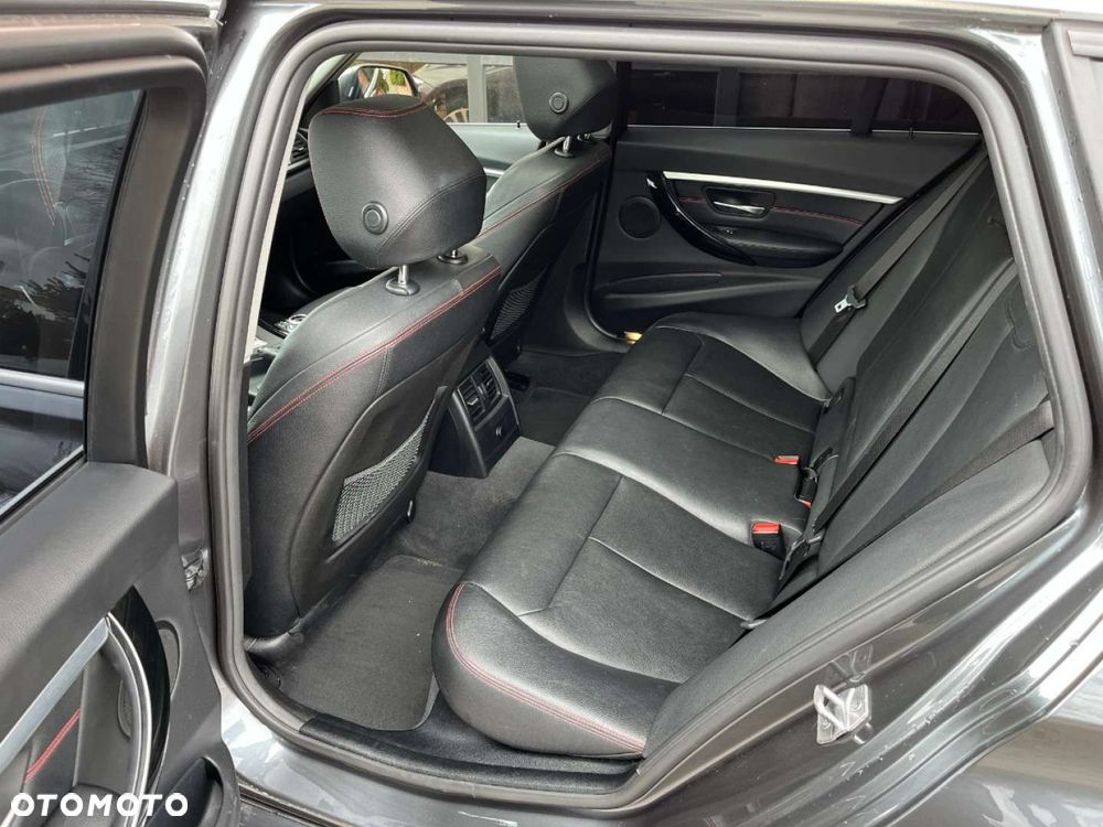 BMW Seria 3 320i GPF M Sport - 14