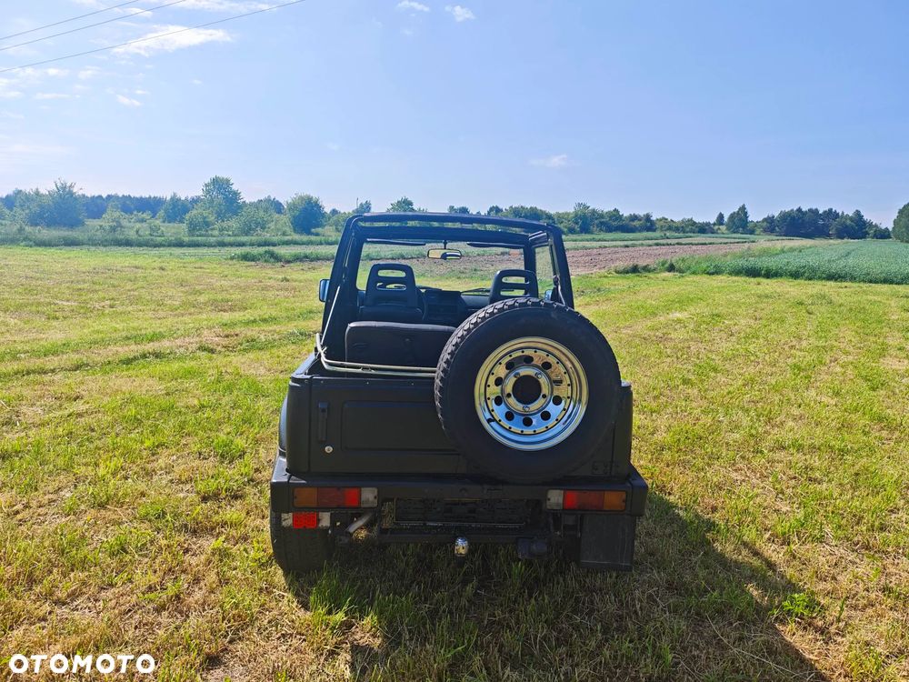 Suzuki Samurai - 5