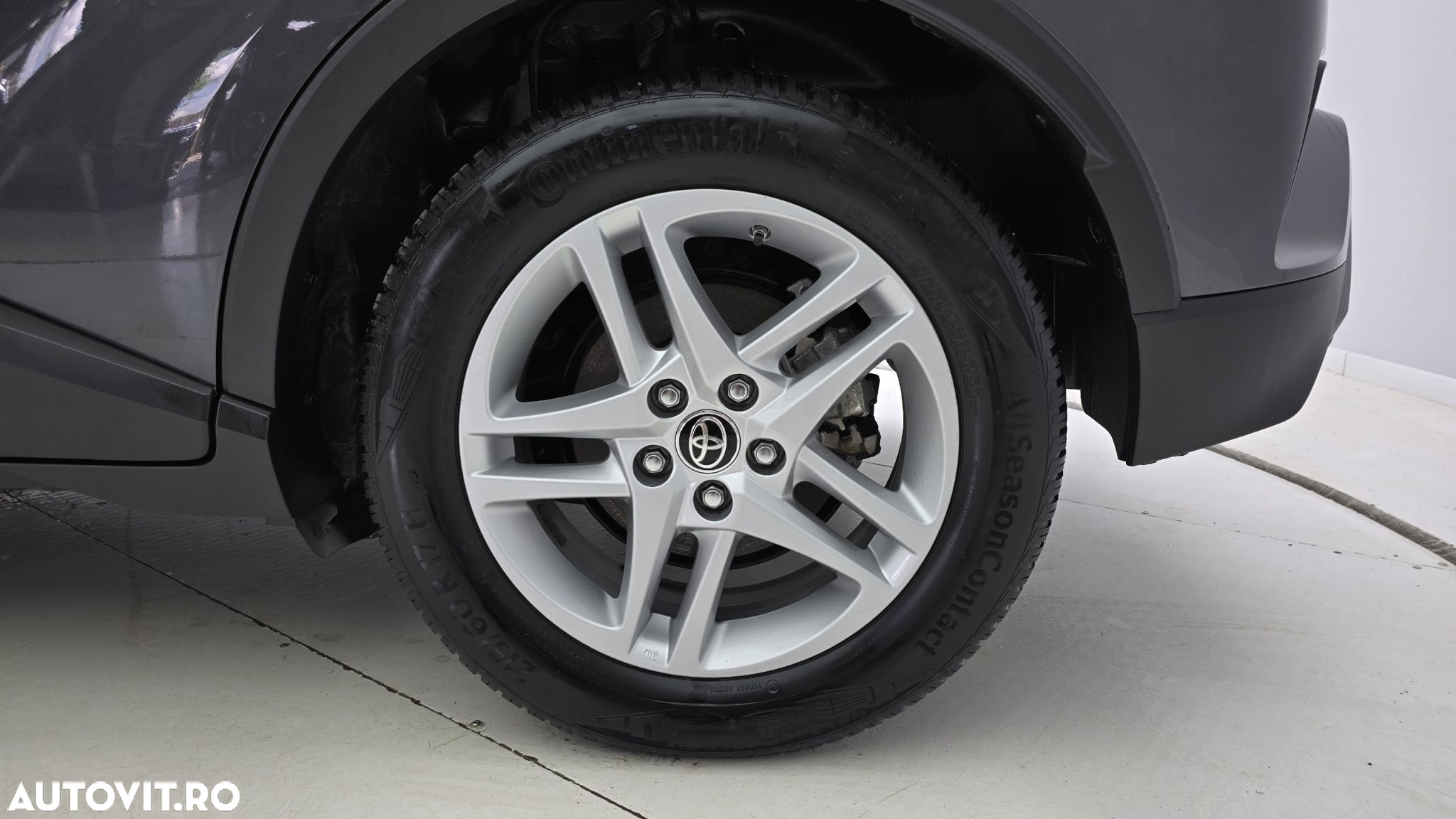 Toyota C-HR 1.8 HSD 122 CP 4x2 CVT Core - 22