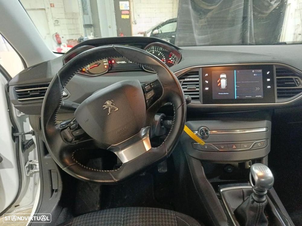 Peugeot 308 1.5 BlueHDi Business Line - 6
