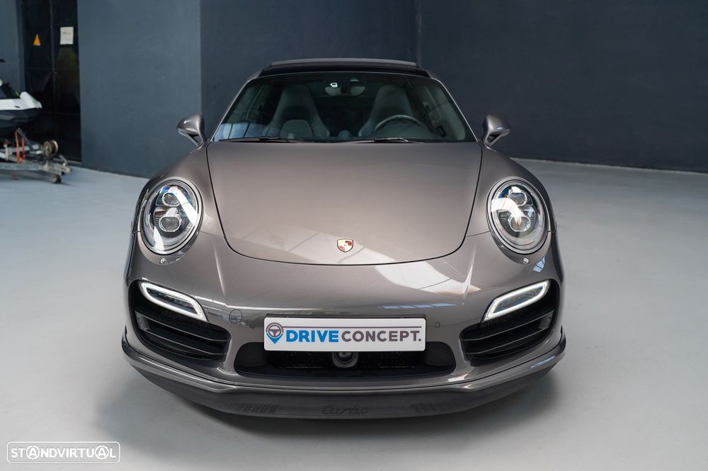 Porsche 911 (991) Turbo PDK - 3