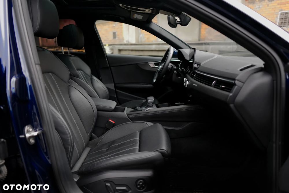 Audi A4 Limousine 45 TFSI mHEV Quattro Black Edition S tronic - 13