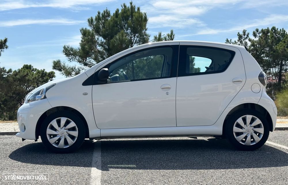 Toyota Aygo Connect - 5