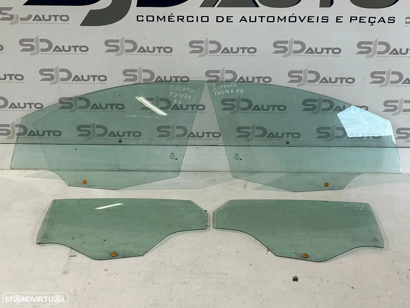 Vidro Frente / Trás Direito / Esquerdo - Ford Fiesta VI (2012) - 1