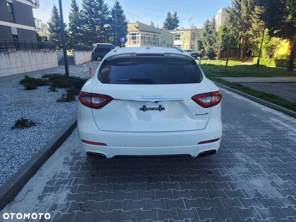 Maserati Levante Q4 - 6