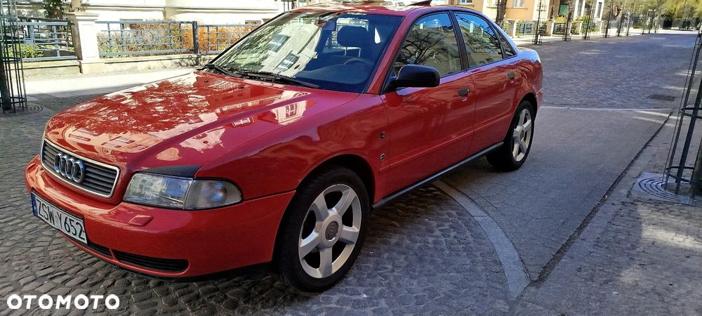 Audi A4 Limousine 1.6 - 3