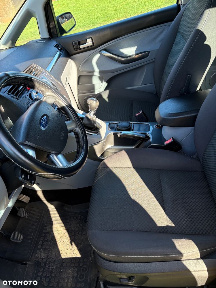 Ford Focus C-Max - 9