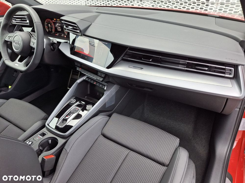 Audi A3 Sportback - 16