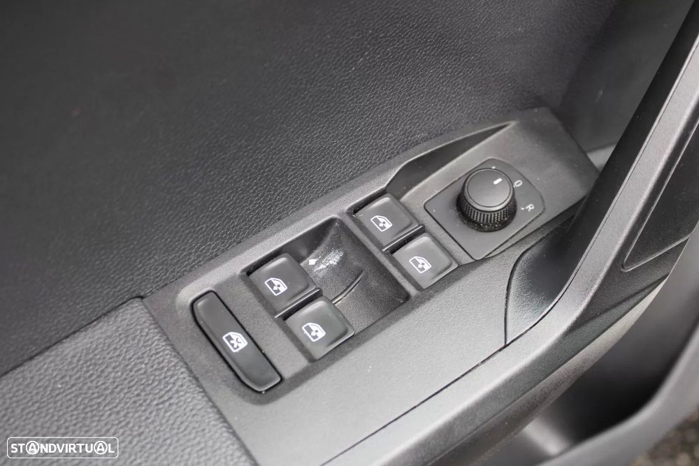 SEAT Arona 1.0 TGI Style - 10