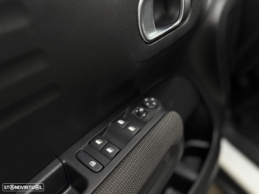 Citroën C3 Aircross 1.2 PureTech Shine - 21