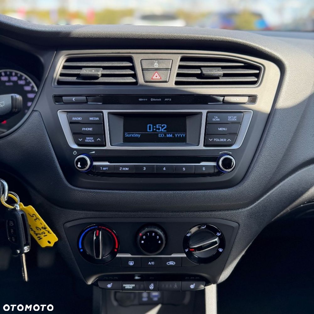 Hyundai i20 - 22