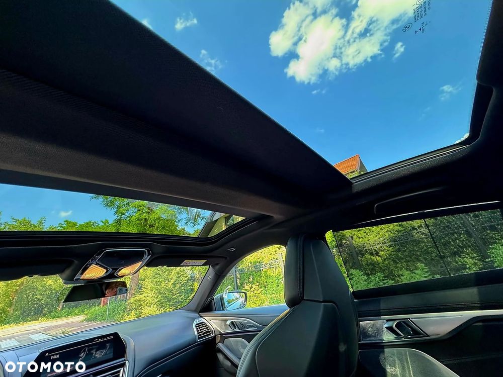 BMW Seria 8 M850i xDrive - 26