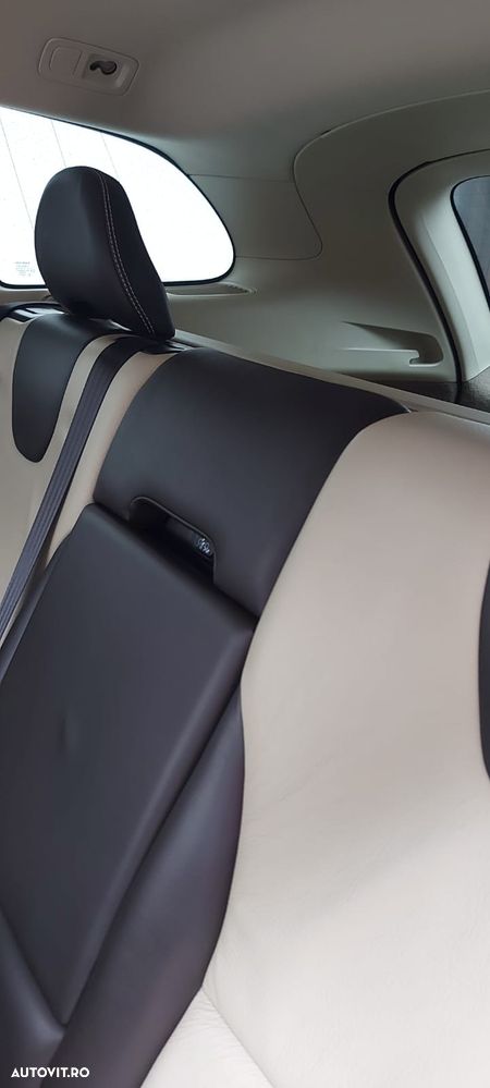 Volvo XC 60 2.4D AWD Base - 20