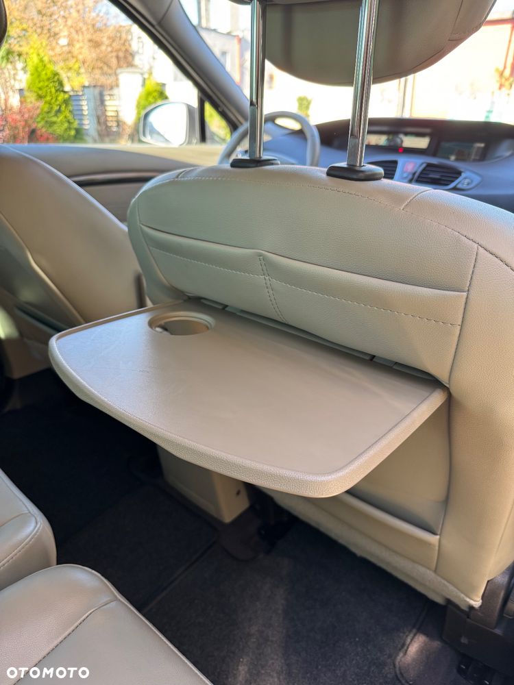 Renault Grand Scenic dCi 130 FAP Luxe - 27