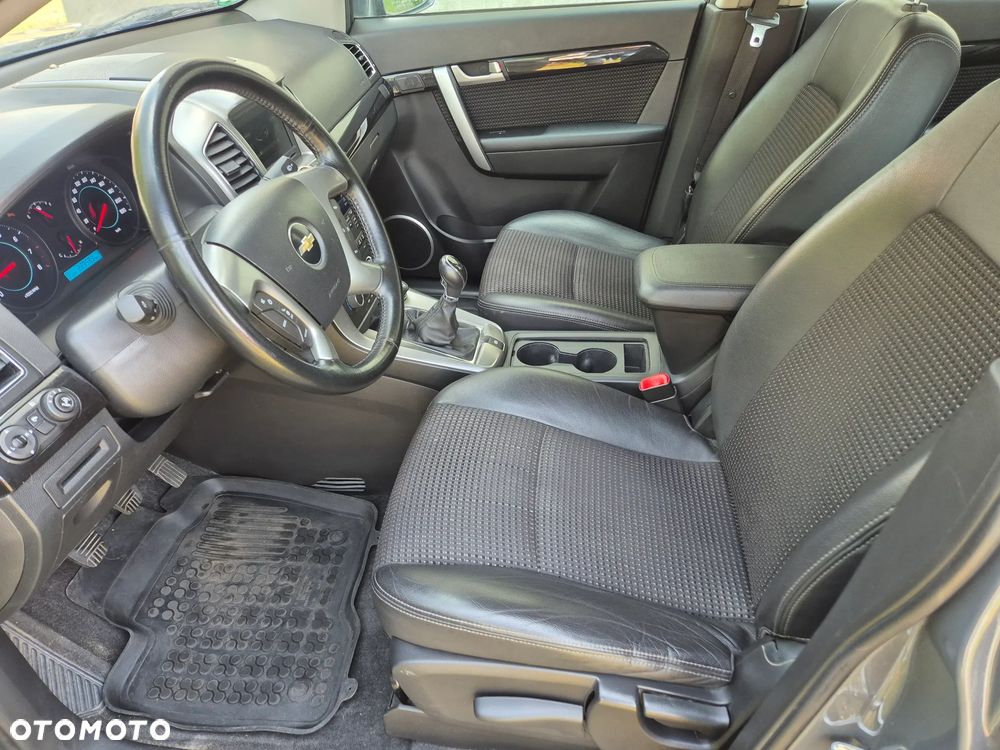 Chevrolet Captiva 2.4 2WD LT - 13
