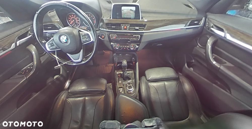 BMW X1 - 1
