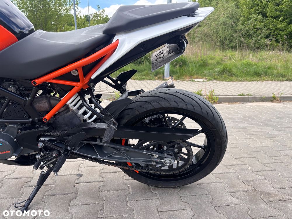 KTM Duke 125 - 8