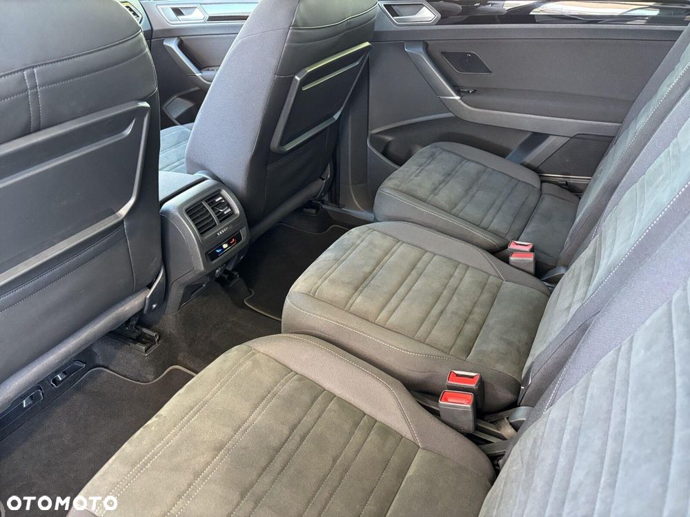 Volkswagen Touran - 14