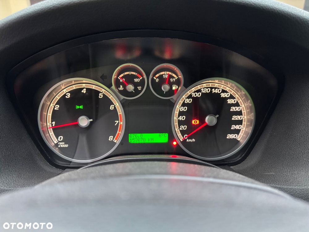 Ford Focus 2.5 ST - 17