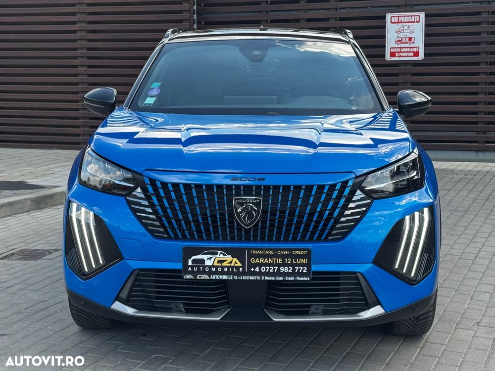 Peugeot 2008 PureTech 130 EAT8 GT - 2