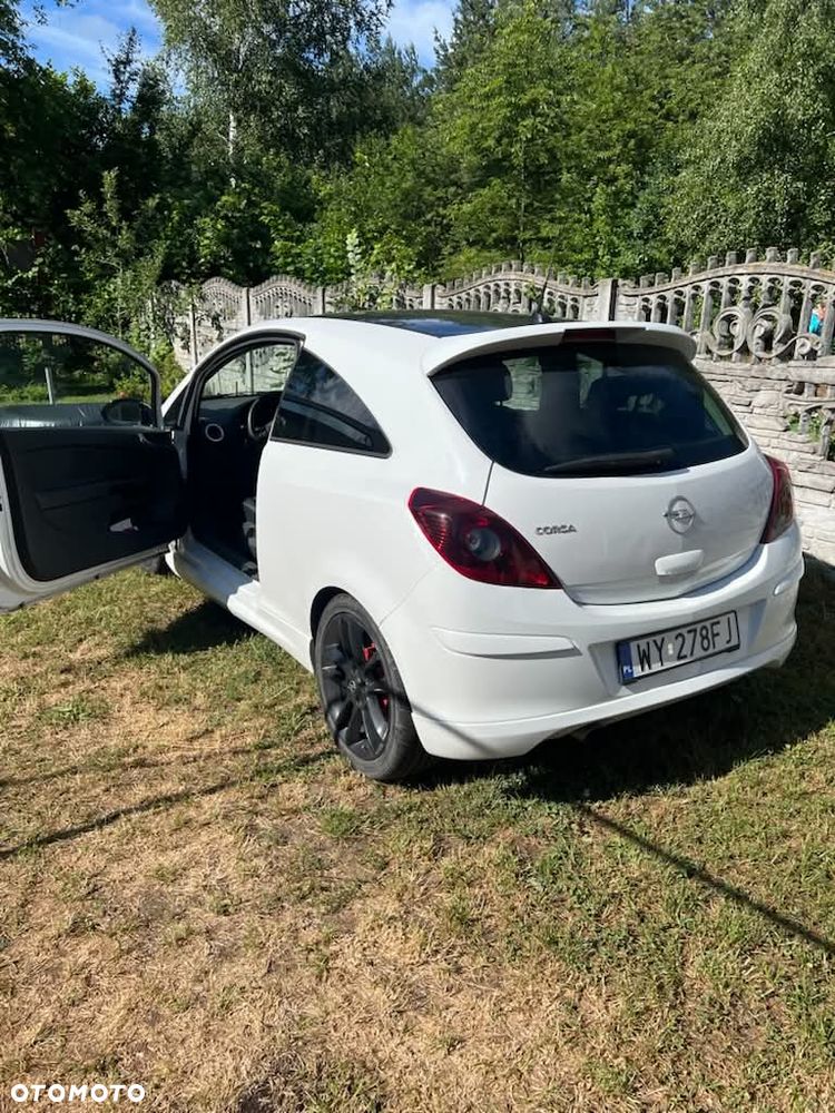 Opel Corsa 1.2 16V Essentia - 3